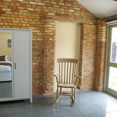 Pheasants Roost At Tove Valley Cottages Towcester Esterno foto